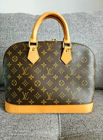 Louis Vuitton Alma PM
