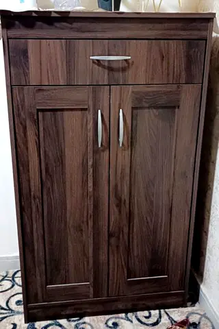 خزانه احذيه للبيع
