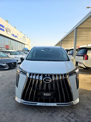 أبوظبي مدينه رحايل للسيارات معرض المملكه