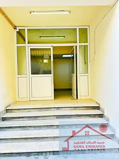 40 rooms deluxe camp // with 20 toilets -showers and 1 kitchen // 8 persons capacity