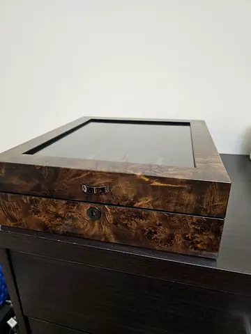 Aevitas Pearl Watch Box