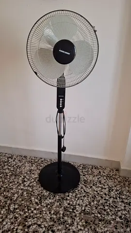 Black  Decker Standing Fan