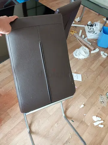 Urgent selling collect  today Dining with 6 chairs