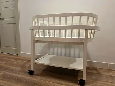 Beautiful White Bassinet (Pottery Barn) for Your Newborn