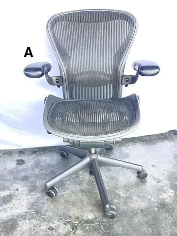 Herman miller Aeron size A