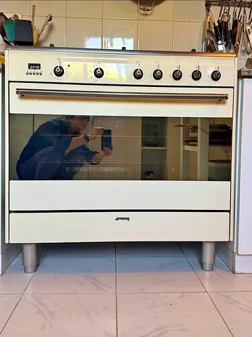 Smeg Cooker 90x60cm Careem colour Top gas oven electric combination