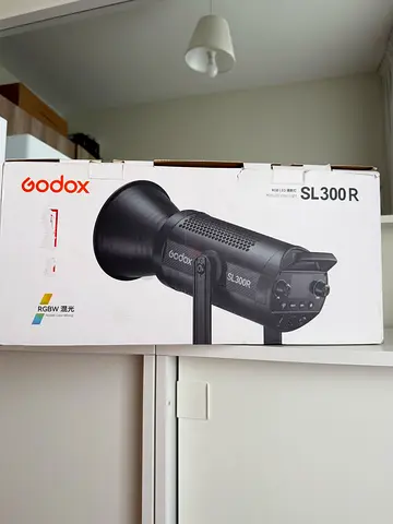 Godox SL300R LED Light for Professional Photography