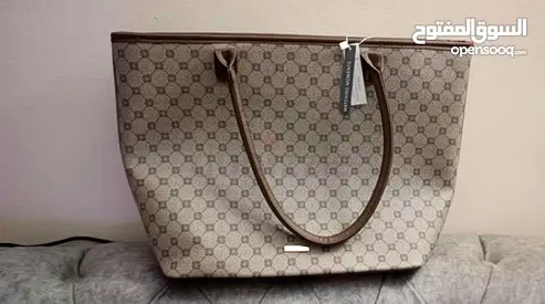 حقيبة نسائية للبيع