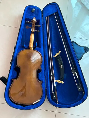 Violin Stentor, size 4/4 in perfect condition