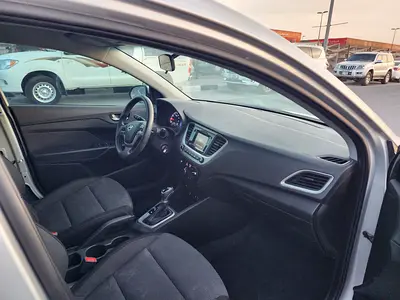 2021 Hyundai ACCENT — миниатюра 13