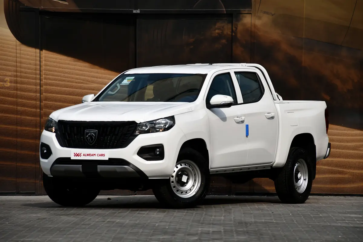 Peugeot Landtrek 2026 — photo 1 of 20