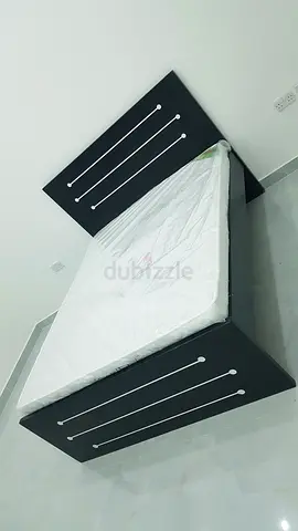 Queen size 150*190cm Bed Frame with Mattress