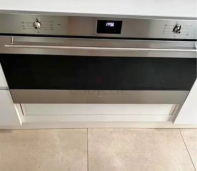Smeg Built in Oven 90cm