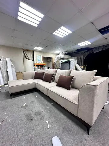 Comfortable L-shaped Sofa with Cushions