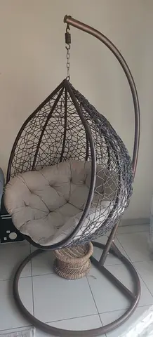 Stylish Hanging Egg Chair for Relaxation