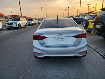 2021 Hyundai ACCENT — миниатюра 6