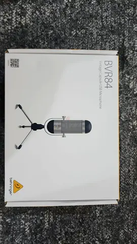 BVR84 USB Condenser Microphone - Perfect for Streaming and Recording