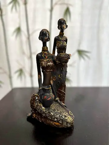 Global Village African Villagers Statue Home Décor