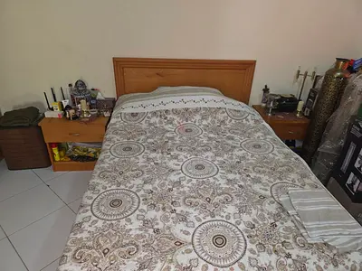 Full bedroom (bed + 2 side tables + wardrobe)