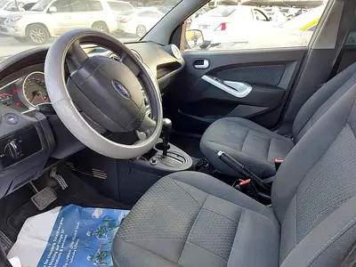 2014 FORD FIGO 照片 17