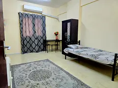 ROOM FOR EXE. WORKING LADIES - PRIVATE ROOM, PRIME LOCATION. READY TO MOVE.