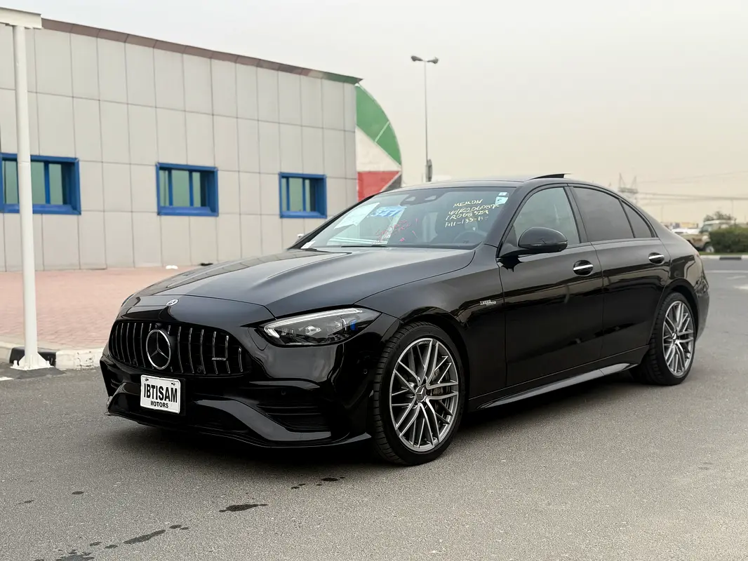 Mercedes-Benz C-Class 2023 — photo 1 of 13