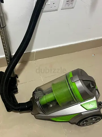 Efficient and Compact Vacuum Cleaner for Home Use