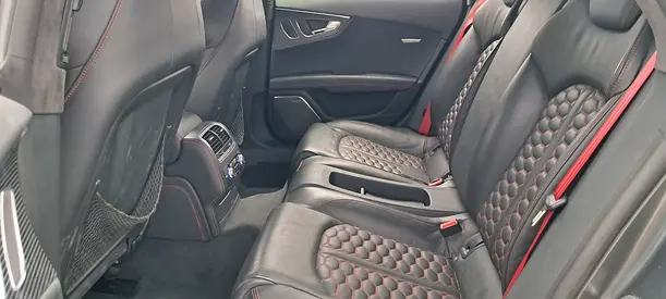 2015 AUDI RS7 — фото 11