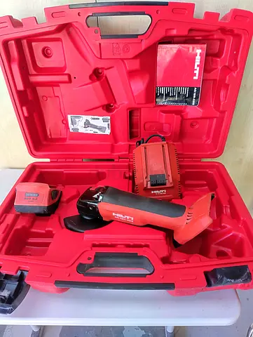 HILTI AG 125 A22 GRINDER WITH BOX
