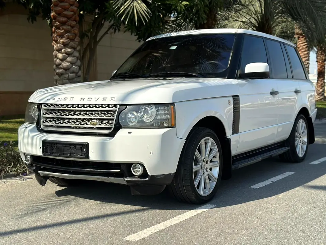 Land Rover Range Rover 2011 — photo 1 of 11