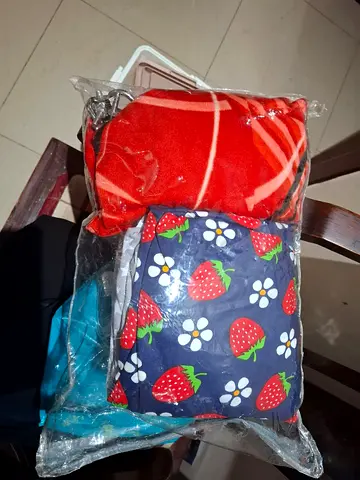 JIN Foldable Automatic Cradle with Sleek Square Frame