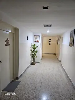 Big size Excutive Room Available Near Nmc Hospital Electra