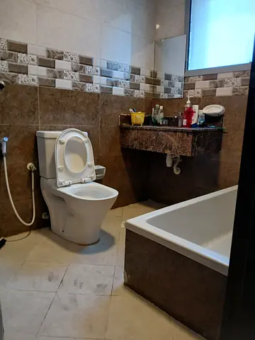 Bed space available for Indian boys