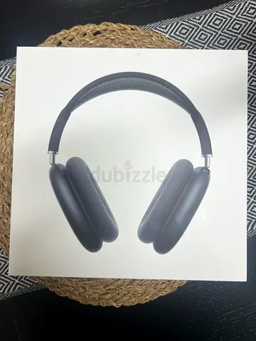 Apple AirPods Max – Midnight (USB-C) | Brand New Sealed