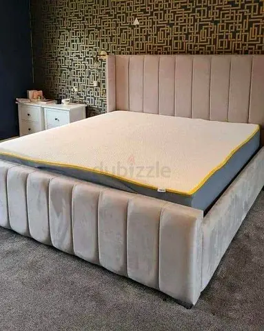 King Size Brand New Fully Customizable Bedframe,Hydraulic Storage Can be installed