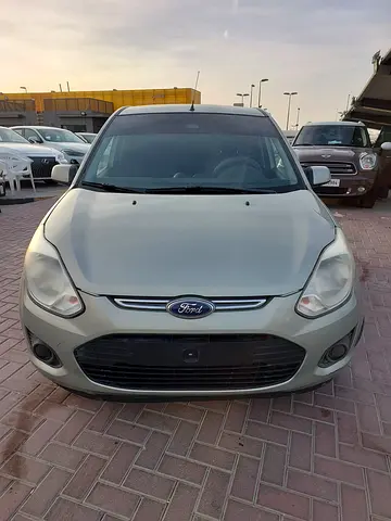 2014 FORD FIGO 照片 15