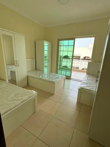 AMAZING BED SPACES AVAILABLE NEAR ADCB METRO!!