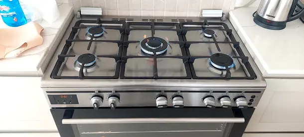 Terim 90 by 60 c.m Fully Gas Cooking range Copitay with self Cleaning Function