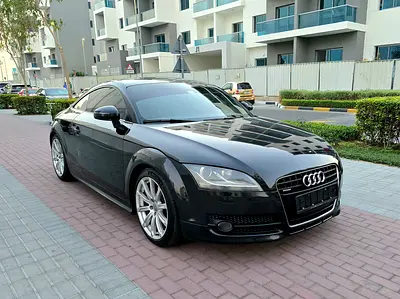 Audi TT 2013 S-Line Quattro / 2.0L - 4 Cylinder / Single Owner / 2 Keys / Full Service History / GCC