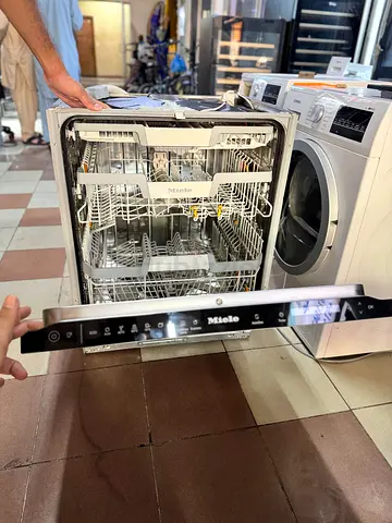 Miele latest model G7360 scvi 3 rack dishwasher built-in integrated model touch panel