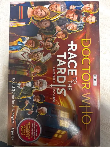 Doctor Who: Race to the TARDIS - Board Game