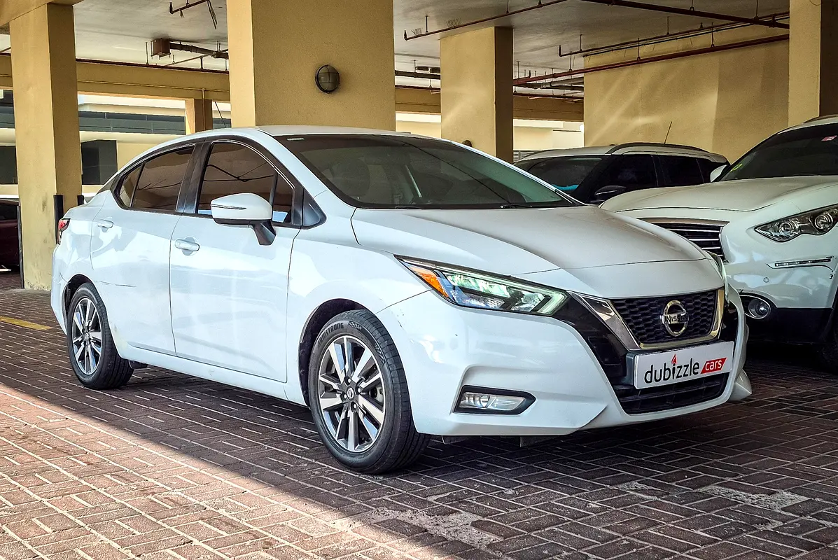 Nissan Sunny 2022 — photo 1 of 14