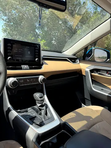 صورة 13 لـ 2019 Toyota RAV 4