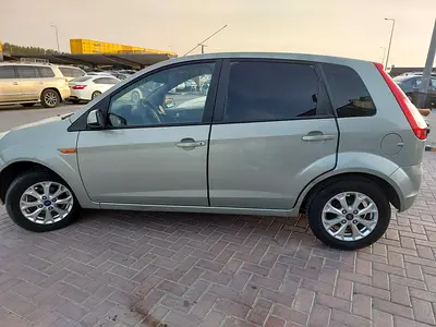 2014 FORD FIGO 照片 11