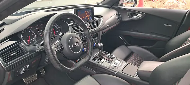 2015 AUDI RS7 — фото 6