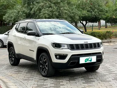 JEEP COMPASS TRAILHAWK FULL OPTION #GCC#COMPLETE SERVICE HISTORY AND ACCIDENT FREE# AED 38000/-
