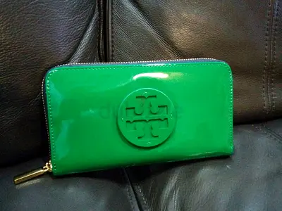 Stylish Green Tory Burch Wallet