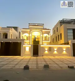 Classic design villa, two floors and a roof, with central air conditioning, strategic location