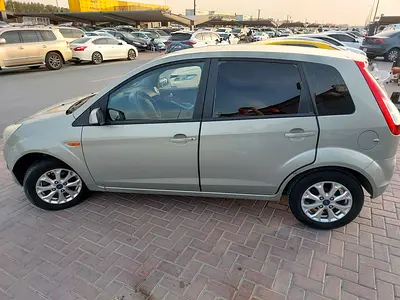2014 FORD FIGO 照片 12