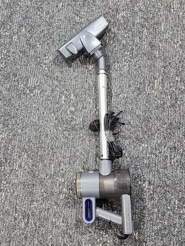 Dyson Cordless Vacuum Cleaner - Efficient and Versatile Cleaning!